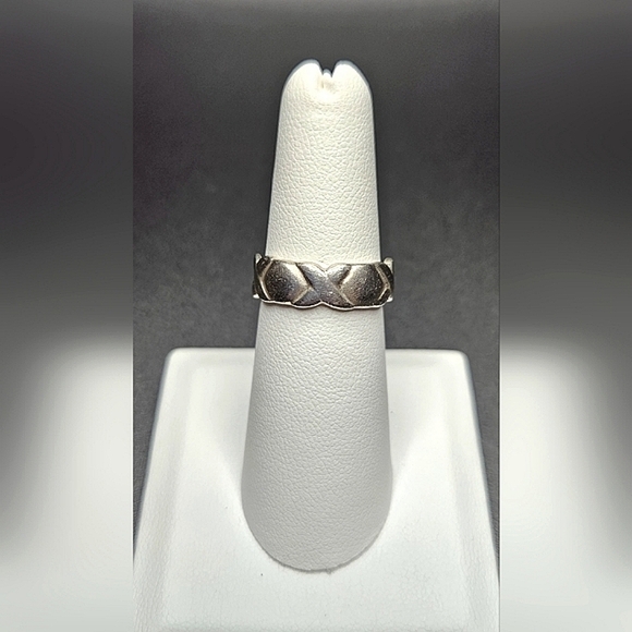 Vintage Sterling Silver Ring Signed "NF," 925 Size 7 - Picture 2 of 7